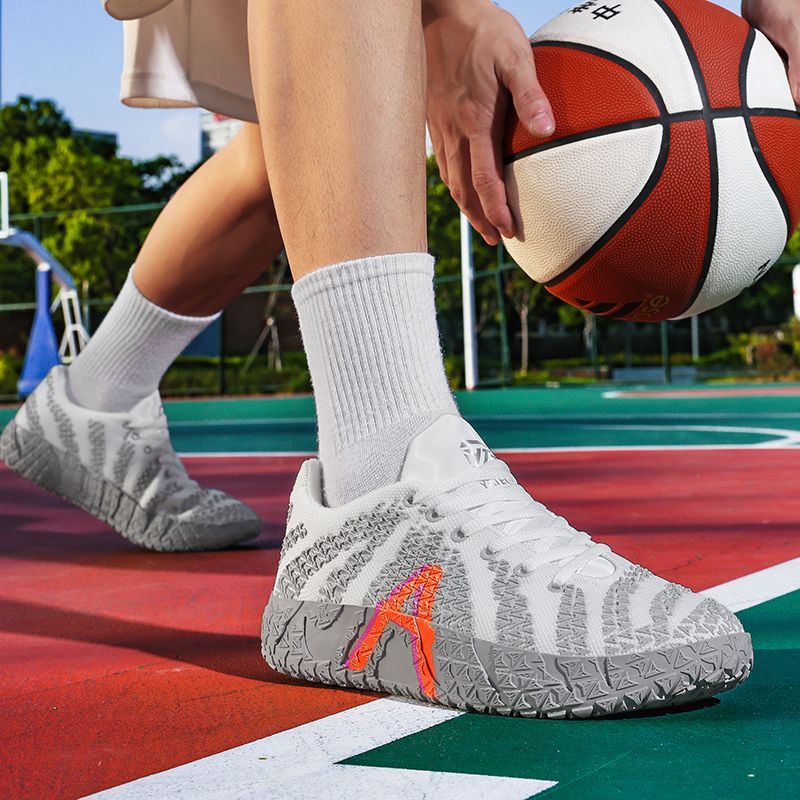 New Luxury Basketball Sneakers - Luxury Lifestyle Training recension och pris