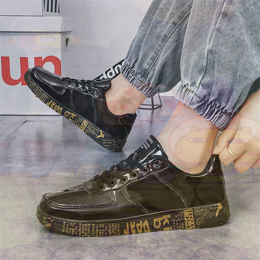 Round Foot Size 45 Sneakers Wh - Luxury Lifestyle Training recension och pris